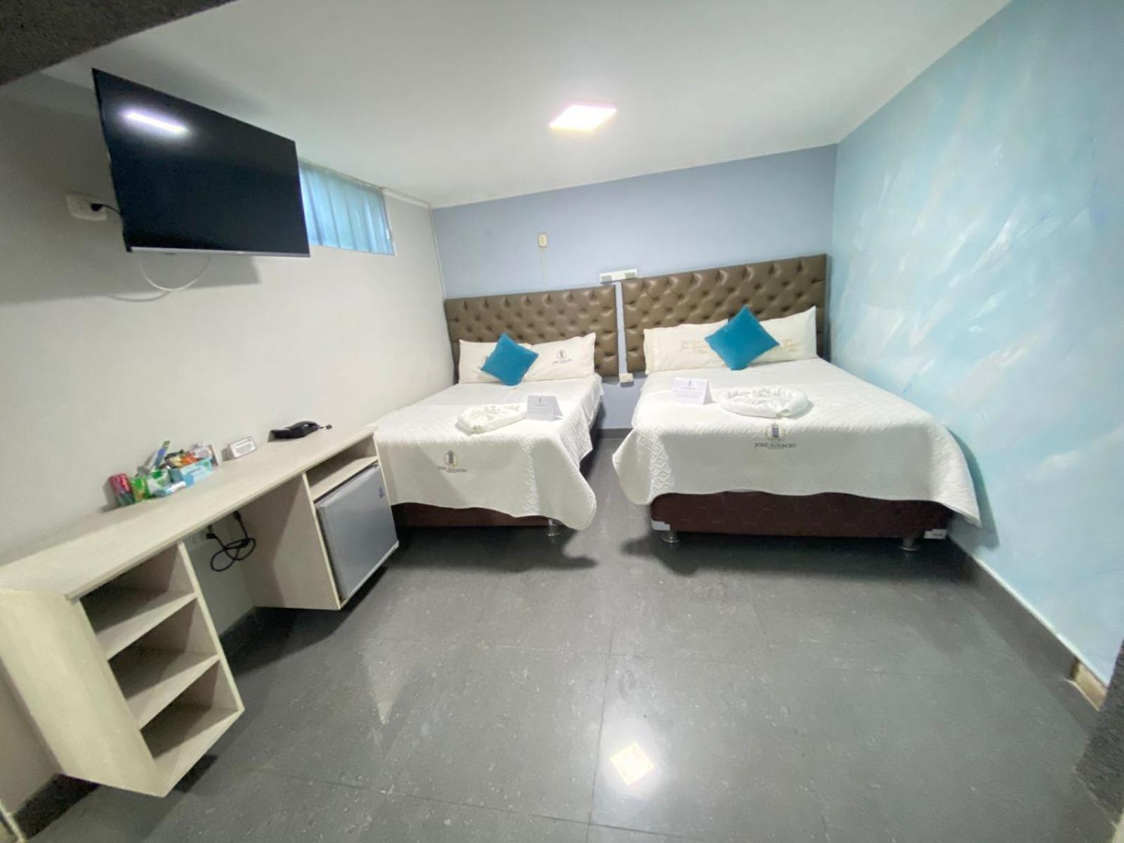 Hotel Jose Ignacio Chepén Eksteriør bilde